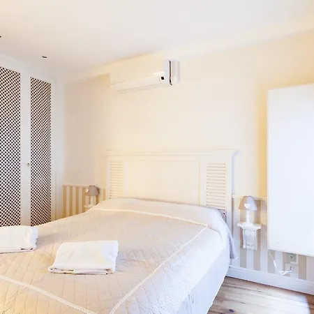 Maison De L'art Apartment *